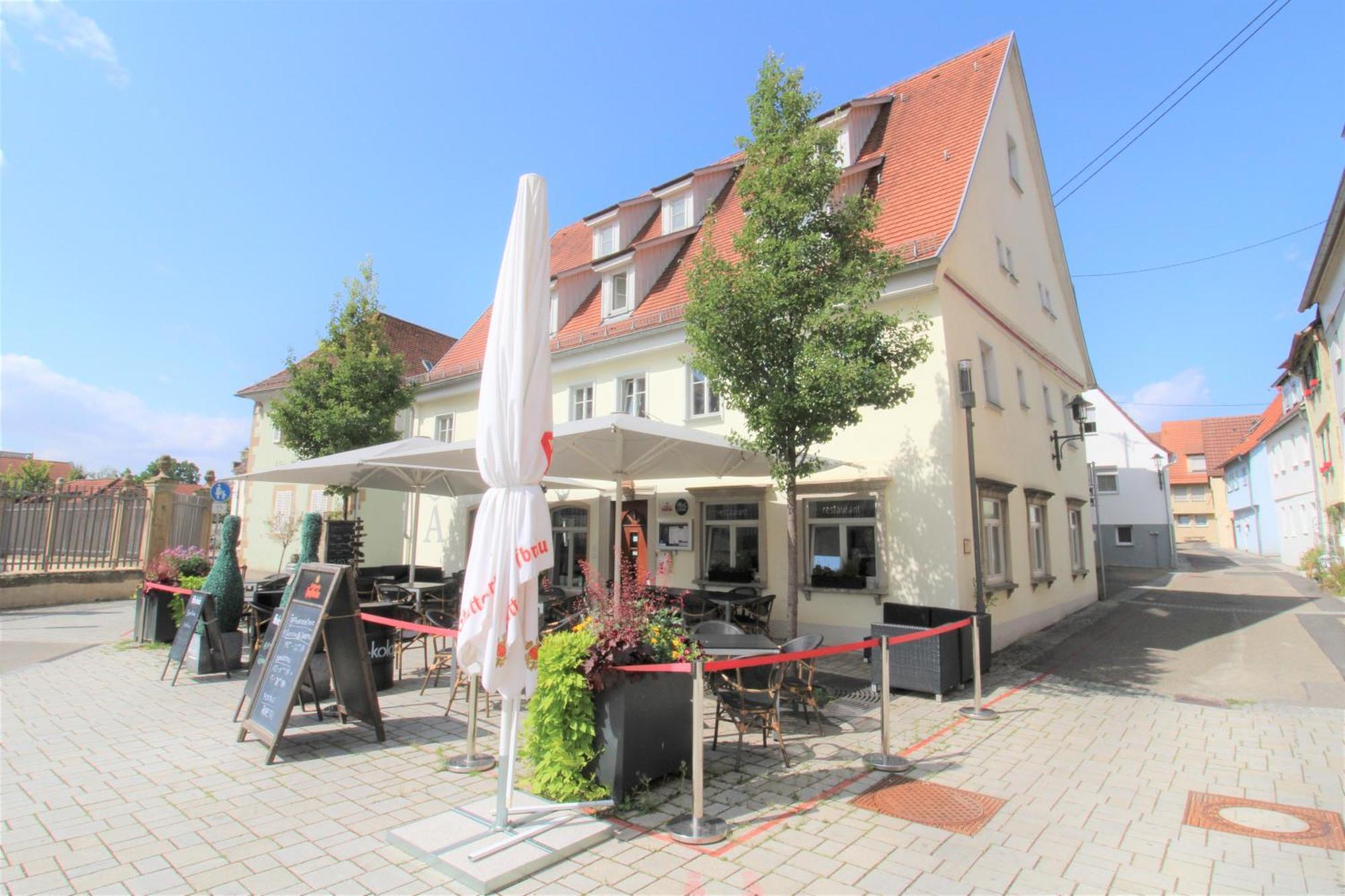 Bonnigheim Hotel Adler Am Schloss מראה חיצוני תמונה